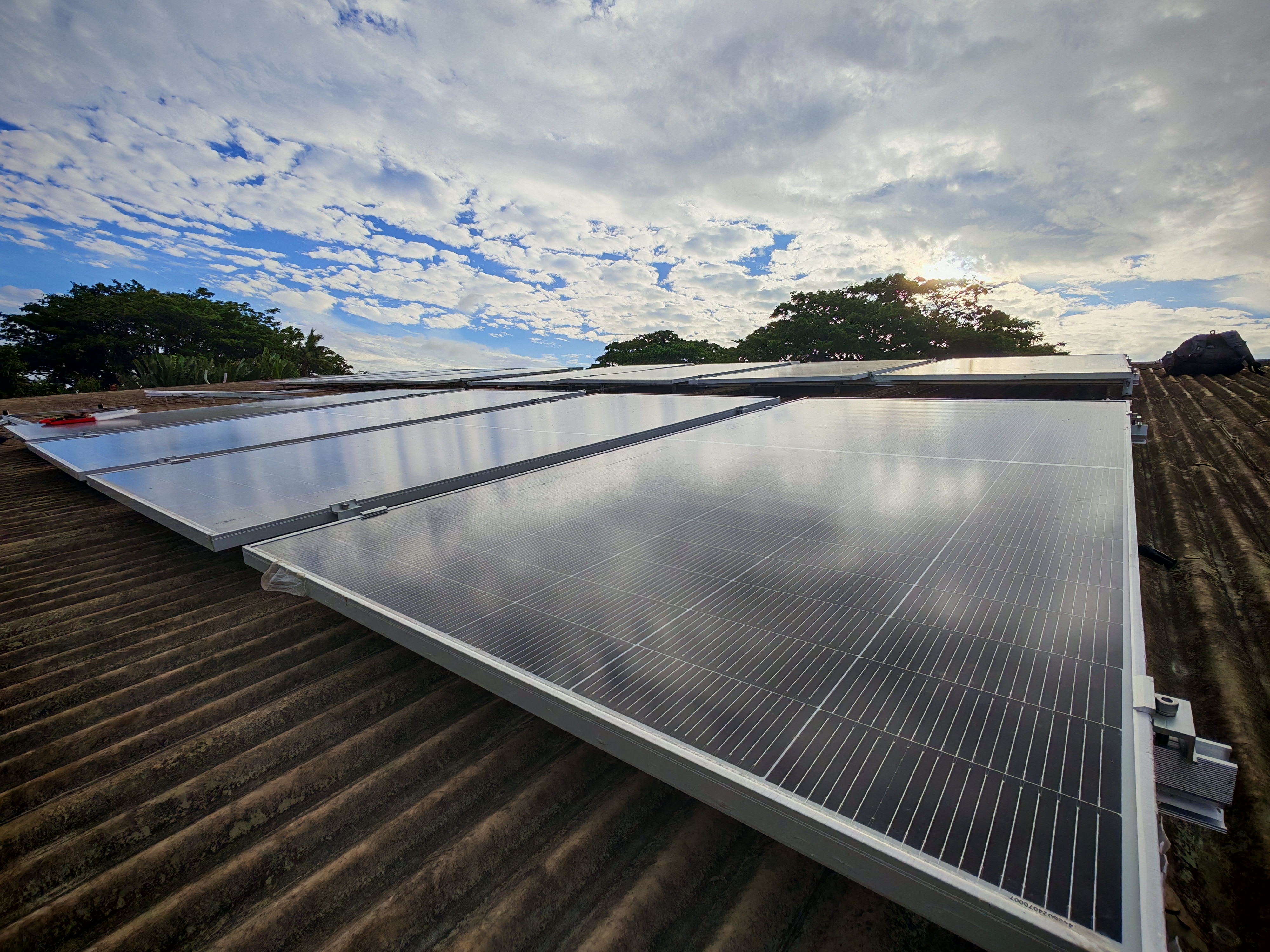 Empowering Vanuatu: Our Solar PV Installation Services Win High Praise from Customers, Becoming a Preferred Investment Product Locally